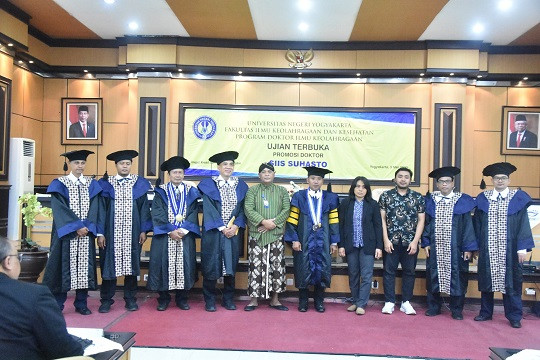 Teliti Model Latihan Atlet Panahan, Guru SMP di Purwokerto Raih Gelar Doktor di UNY