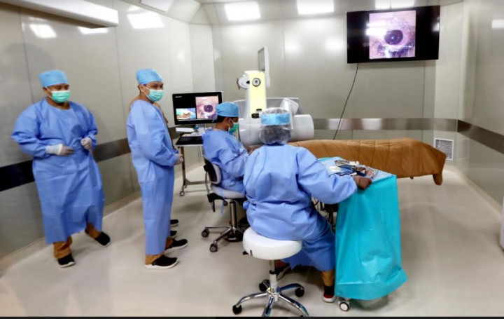 Lasik Staycation, Enggak Perlu ke Luar Negeri untuk Operasi Lasik berkonsep Health Tourism