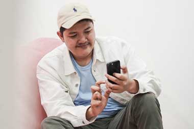 Guyon Nopek Novian soal Gaji UMR dan Tiket Coldplay