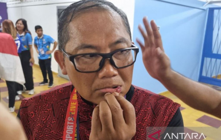 Apes! Niat Melerai Keributan, Manajer Timnas U-22 Malah Kena Banting, Bibir Sobek