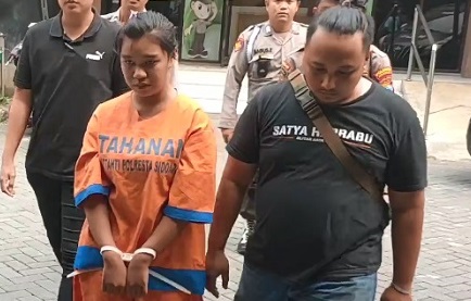 Tuntutan Gaya Hidup, ART di Sidoarjo Curi Dolar Milik Majikan