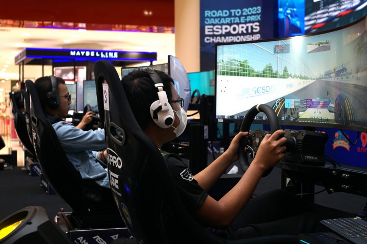 Sambut Jakarta E-Prix 2023, JMX Phantom Gelar Balapan Simulasi Terbesar se-Indonesia