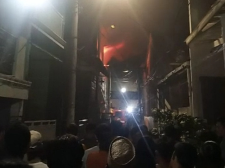 Korsleting di Tempat <i>Laundry</i>, Tiga Kontrakan di Sunter Kebakaran