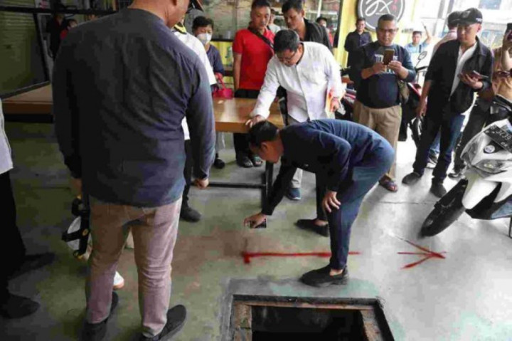 Satpol PP Akan Bongkar Paksa Bangunan Liar di Pluit Selasa Besok