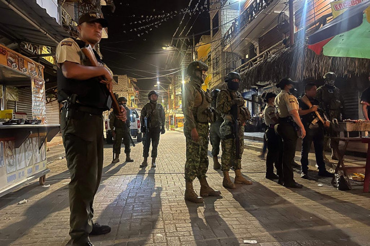 Pria Bersenjata Serang Kota Wisata Ekuador, 6 Tewas, 6 Luka-luka