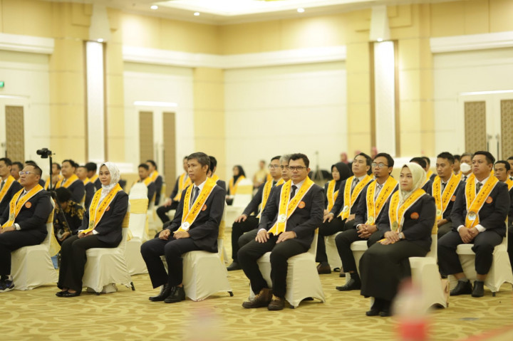 Rektor Unila Kukuhkan 82 Insinyur Baru