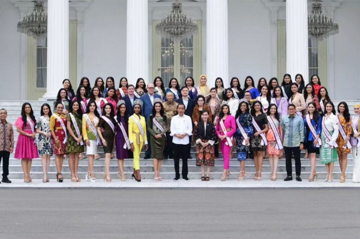 Presiden Minta Puteri Indonesia Turut Aktif Manfaatkan Bonus Demografi