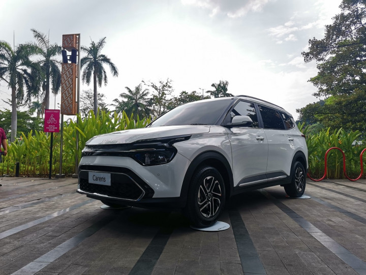 Captain Seat Terpasang di Kia Carens 1.5L