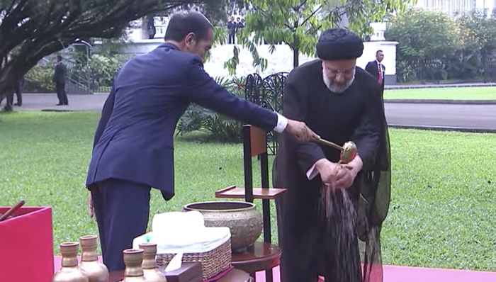 Diterima Jokowi, Presiden Iran Siap Memperdalam Interaksi Ekonomi dan Politik