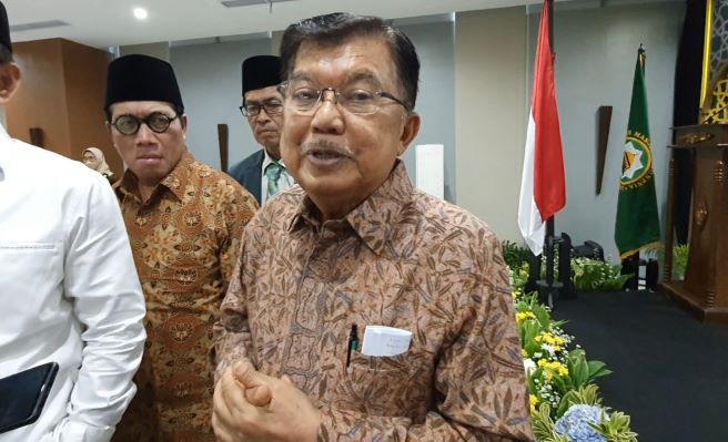 Kritik Program Kendaraan Listrik, JK: Hanya Pindah Emisi Knalpot Ke Cerobong PLTU