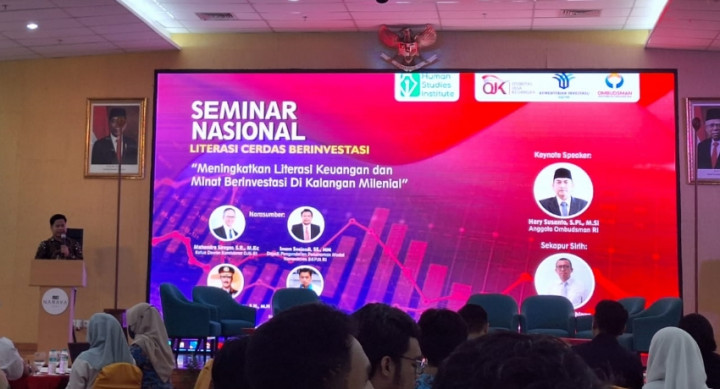 OJK Sebut Milenial Rawan Jadi Korban Investasi Bodong