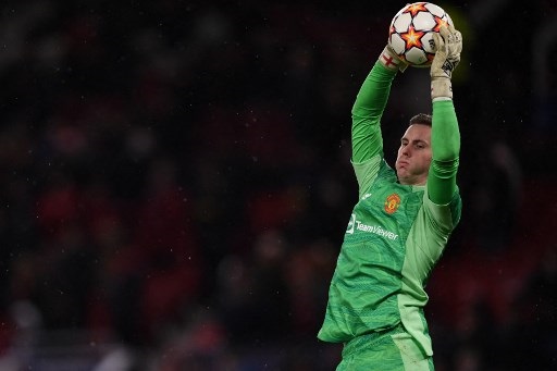 Nottingham Forest Siap Pinang Dean Henderson Mahal, MU Rela?