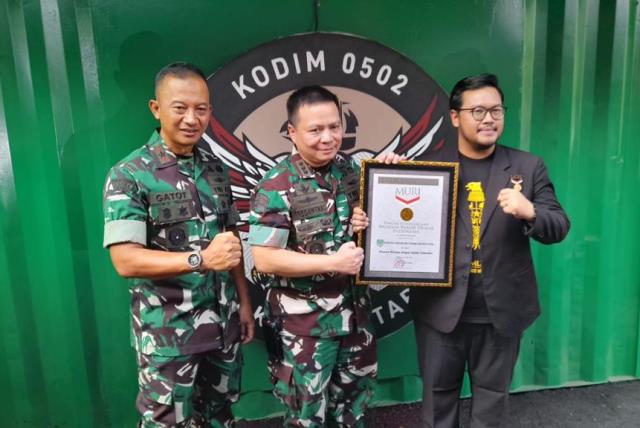 Resmikan Museum Kontainer Perdana, Kodim Jakut Diganjar Penghargaan MURI di HUT ke-57