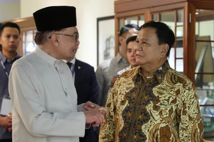 Momen Menhan Prabowo Bertemu PM Malaysia Anwar Ibrahim
