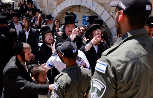 Parlemen Israel Loloskan Anggaran Kontroversial, Yahudi Ultra-Ortodoks Menang Banyak