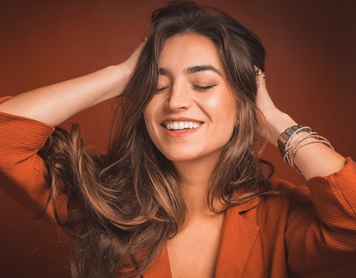 Minyak rambut dapat membantu meningkatkan kekuatan dan volume rambut. (Foto: Ilustrasi. Dok. Unsplash.com)