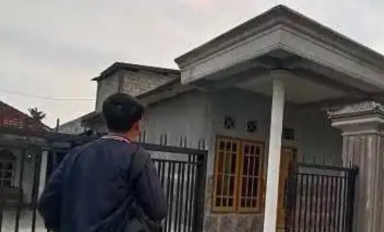 Densus 88 Geledah Rumah Istri Terduga Teroris di Blitar