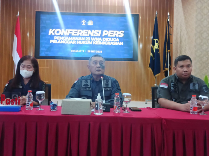 Imigrasi Solo Tangkap 23 WNA Tanpa Dokumen