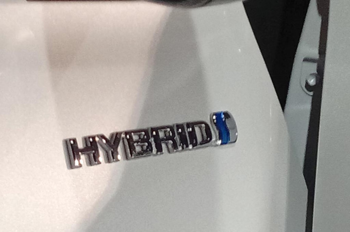 Ini Dia 'Obat' Penyembuh Penyakit Mobil Hybrid