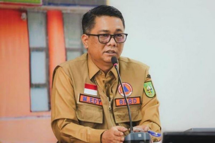BPBD Riau Kerahkan 2 Heli Padamkan Karhutla di Rokan Hilir