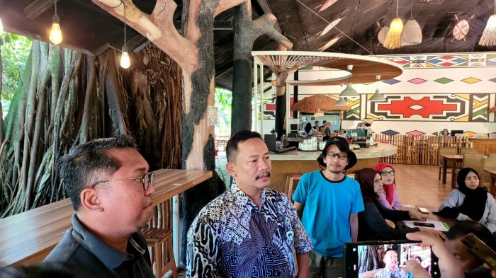 Puluhan Warga Tertipu, Dijanjikan Pekerjaan di Bandung Zoo