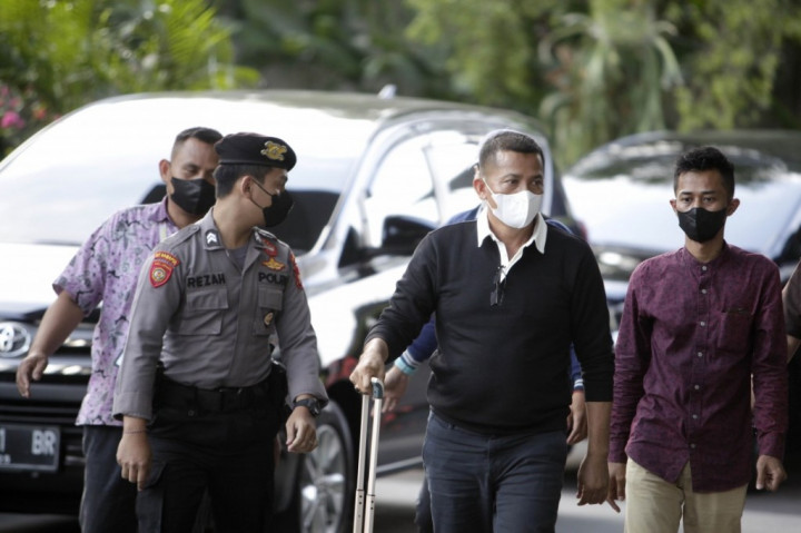 Bupati Nonaktif Kepulauan Meranti Kumpulkan Duit Haram Buat Maju Pilgub 2024