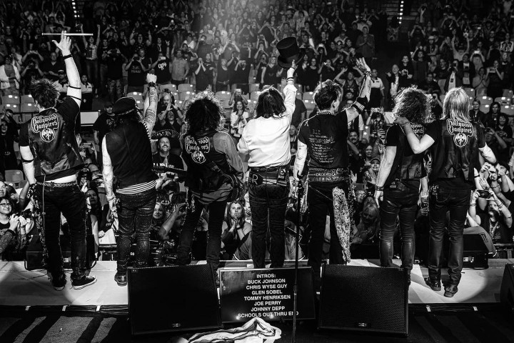 Johnny Depp Cedera, Hollywood Vampires Atur Ulang Jadwal Konser