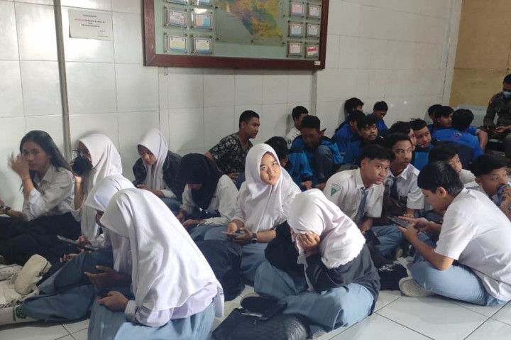 Bolos Sekolah, Puluhan Siswa di Sidoarjo Terjaring Razia Satpol PP