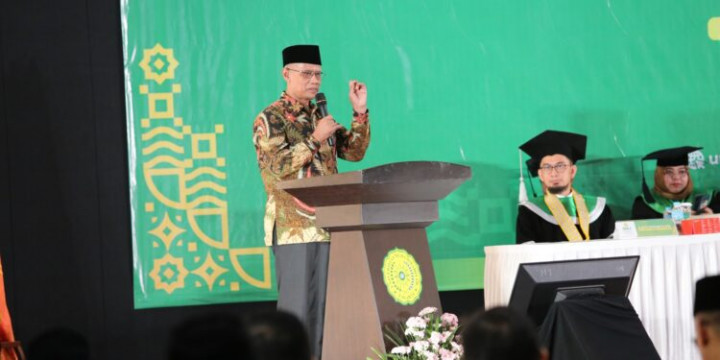 Ustaz Adi Hidayat Terima Gelar Doktor Honoris Causa dari UMJ, Haedar Nashir: Layak