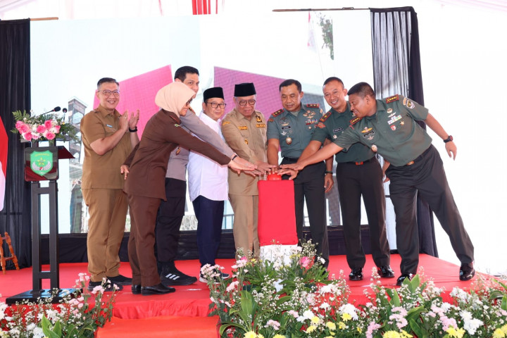 Benyamin Dampingi Pangdam Jaya Resmikan Dua Koramil Baru di Tangsel