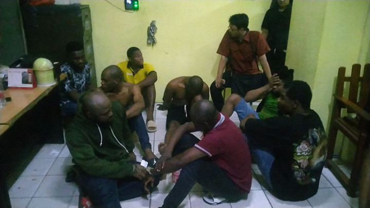 Tinggal secara Ilegal, 11 WN Afrika Dibekuk Imigrasi Bandara Soetta