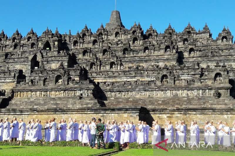 Ribuan Umat Buddha Akan Ikuti Dharmasanti Waisak di Borobudur