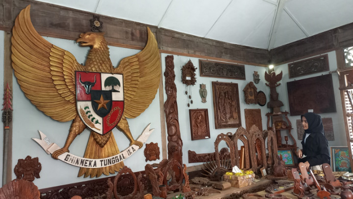Nasionalisme di Museum Ukir Sasana Adhipraceko