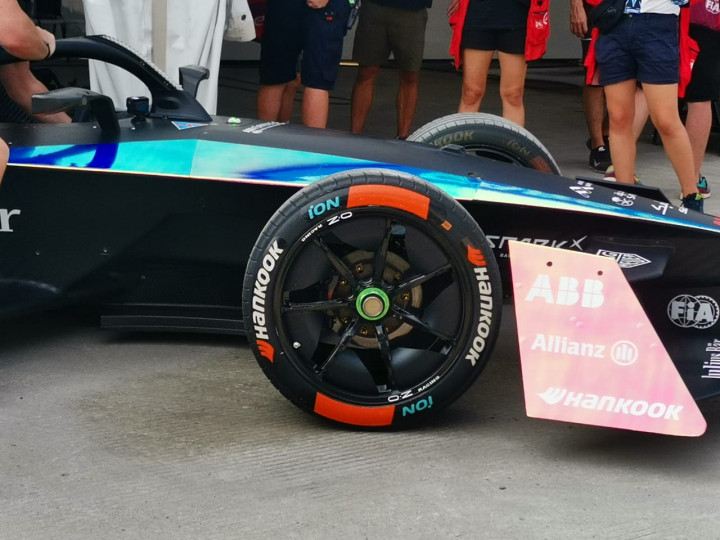 Hankook iON Race Jadi Senjata Pembalap Jinakkan Sirkuit Formula E Ancol
