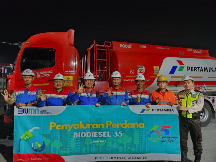 Pertamina Mulai Salurkan Perdana Produk B35
