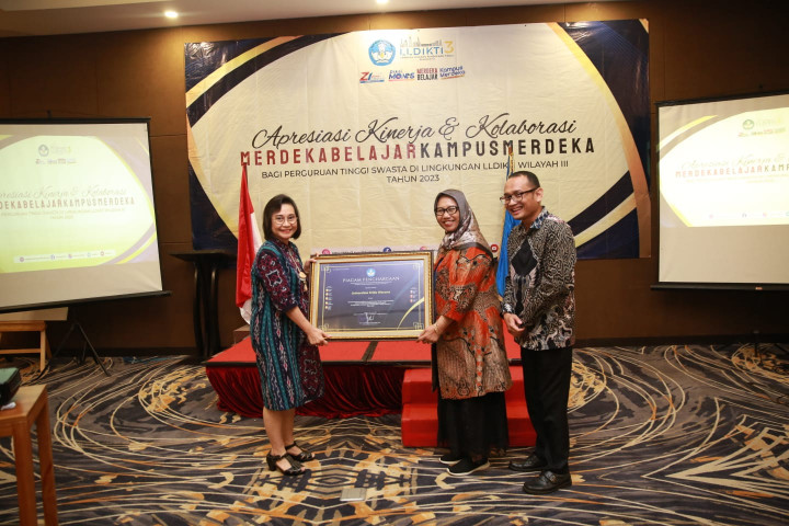 Ukrida Terima Penghargaan dari LLDikti Wilayah III, Ini Kategorinya