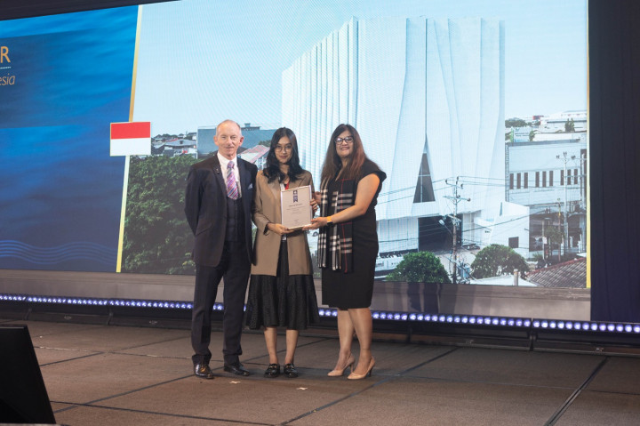 Bersaing Global, Firma Arsitek Asal Semarang 'Diakui' di Inggris