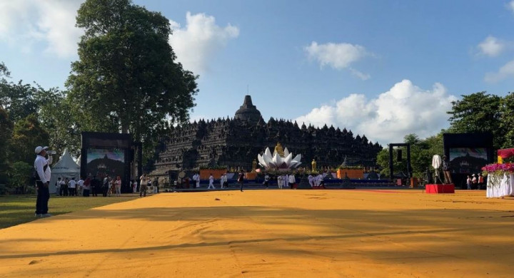 Begini Detik-detik Peringatan Trisuci Waisak di Candi Borobudur
