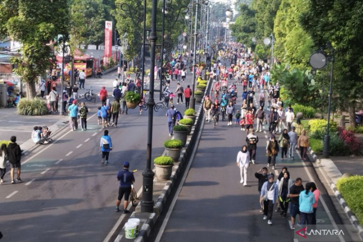 Warga Bandung Padati CFD di Kawasan Dago Setelah 3 Tahun Absen