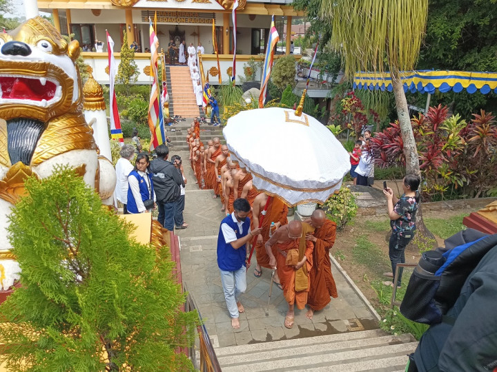 Ratusan Umat Buddha Rayakan Trisuci Waisak di Vihara Dhammadipa Arama Kota Batu