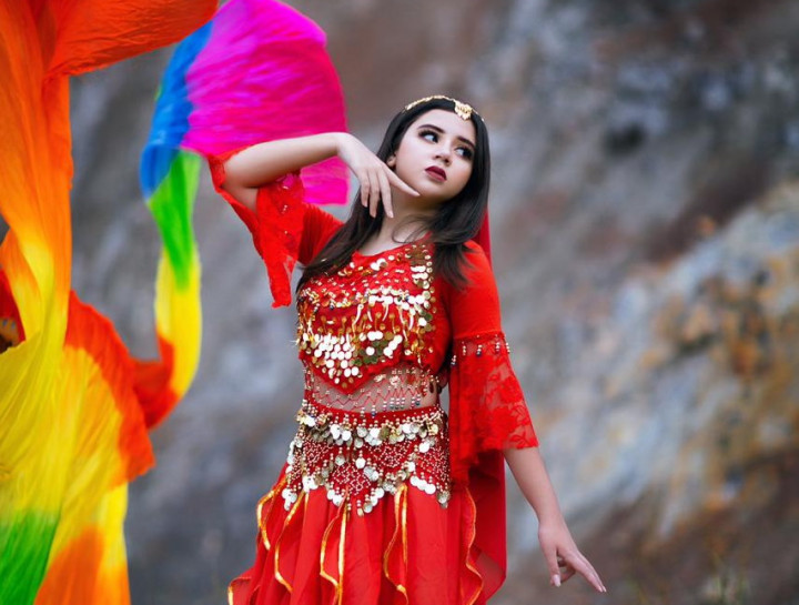 Makna Mendalam Album Perdana Penyanyi Cilik Adrienne Matthew