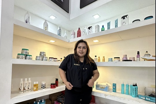 Kisah Sukses Manting Buka 2 Salon Setelah Kecemplung di LKP Sanita