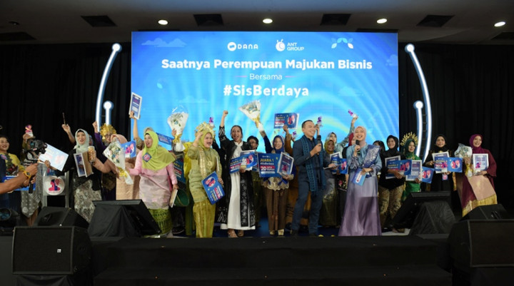 Kisah Sukses Pemenang Wirausahawan Perempuan Lokal Program SisBerdaya dari DANA dan Ant Group