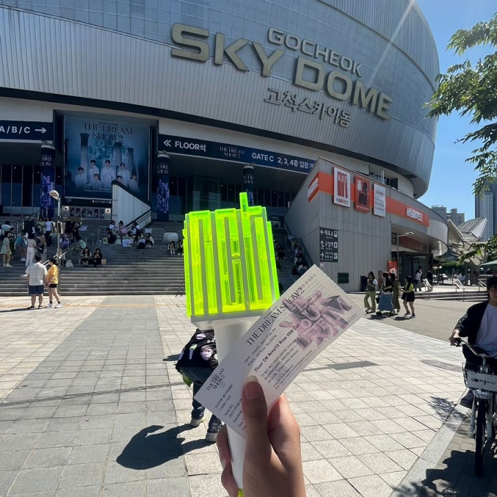 Gila! Ternyata Serenyah ini Nonton Konser K-Pop Langsung di Korea Selatan