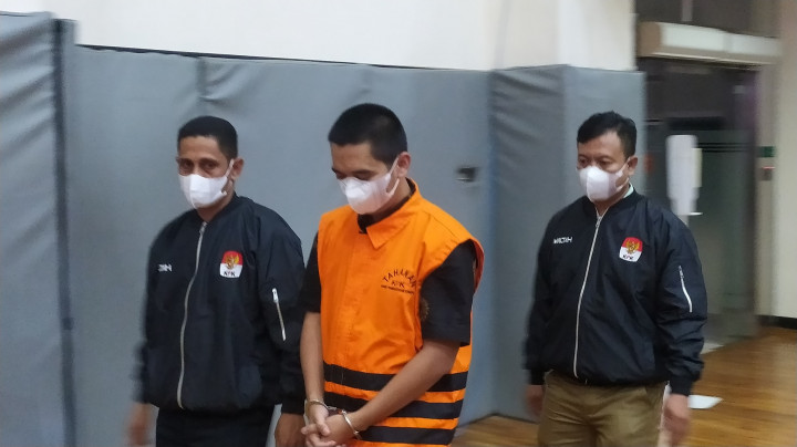 KPK Tahan Eks Komisaris Wika Beton Dadan Tri