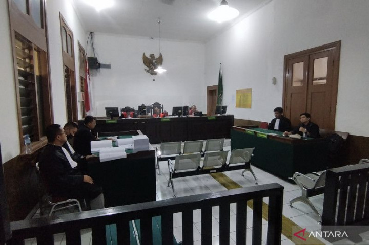 2 Penyuap Para Hakim Agung Dituntut 8 Tahun Penjara