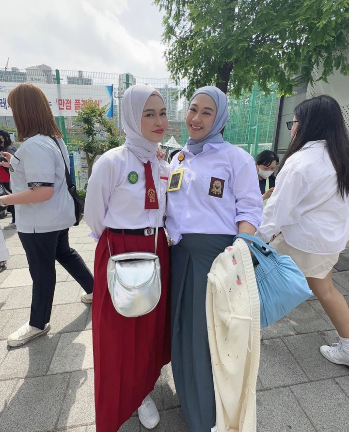 Piyama hingga Seragam Sekolah, Deretan <i>Dresscode</i> Unik Konser NCT Dream di Korea Selatan