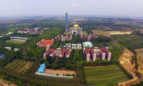 Ragam Kontroversi Ponpes Al Zaytun, Shaf Salat Digabung hingga Dosa Zina Bisa Ditebus Uang