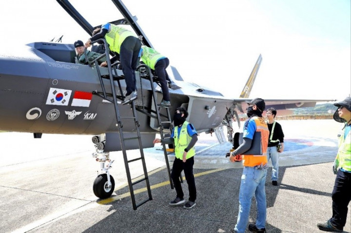 TNI Pilots Test the Ability of Fighter Jets Developed by Indonesia-South Korea
