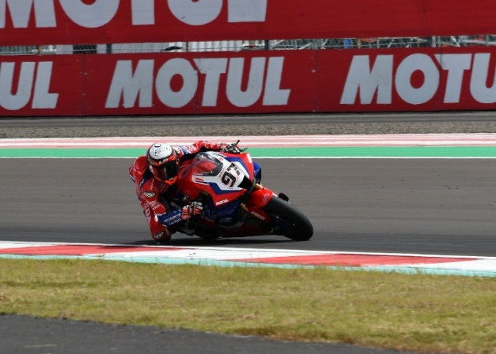 Teruji di Ajang Balap, Pelumas Ini Paling Banyak Dicari di Marketplace